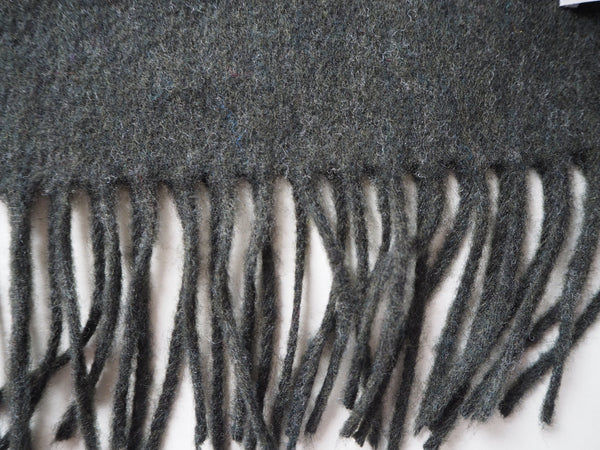 Plain wool scarf moss
