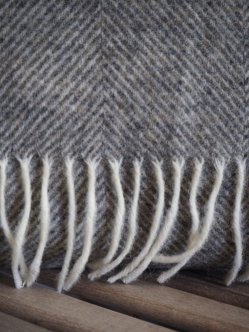 Wool Cushion Moss