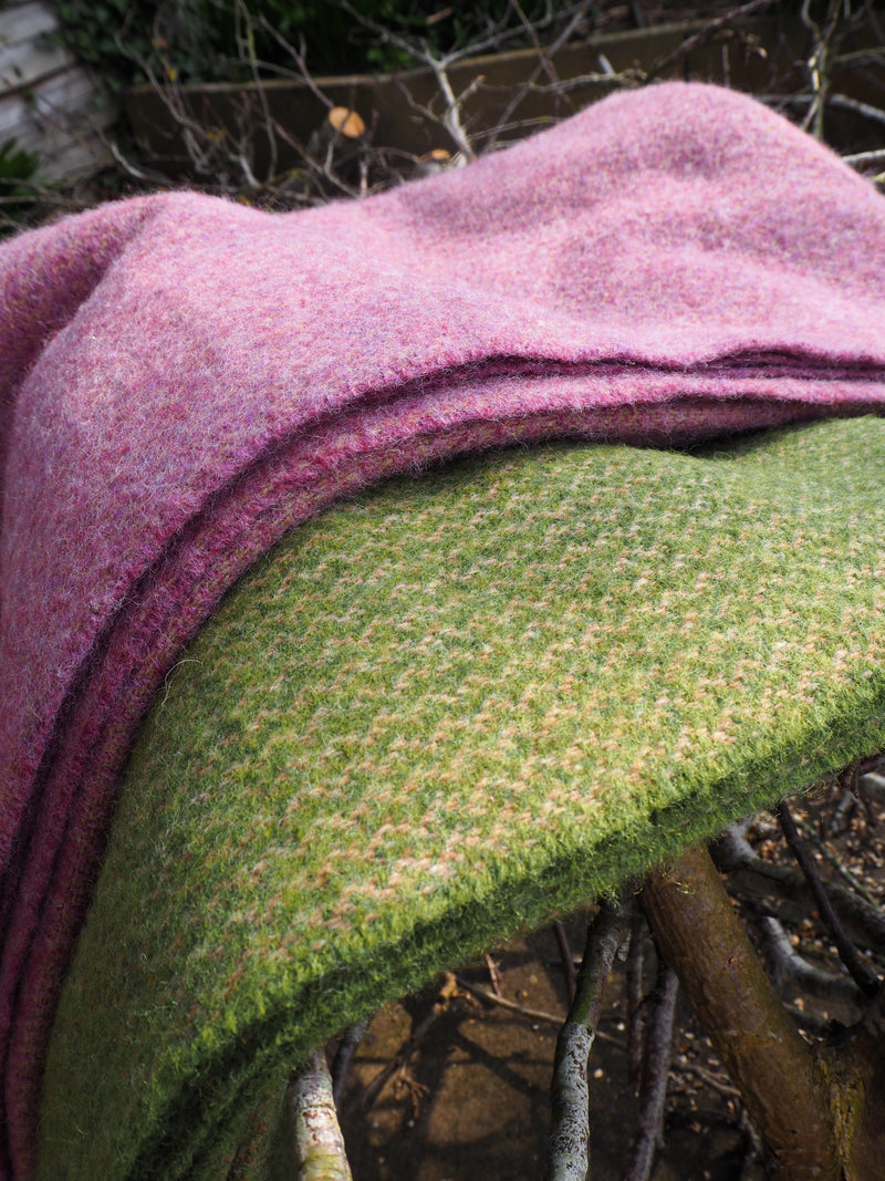 Hettie dusky pink wool throw