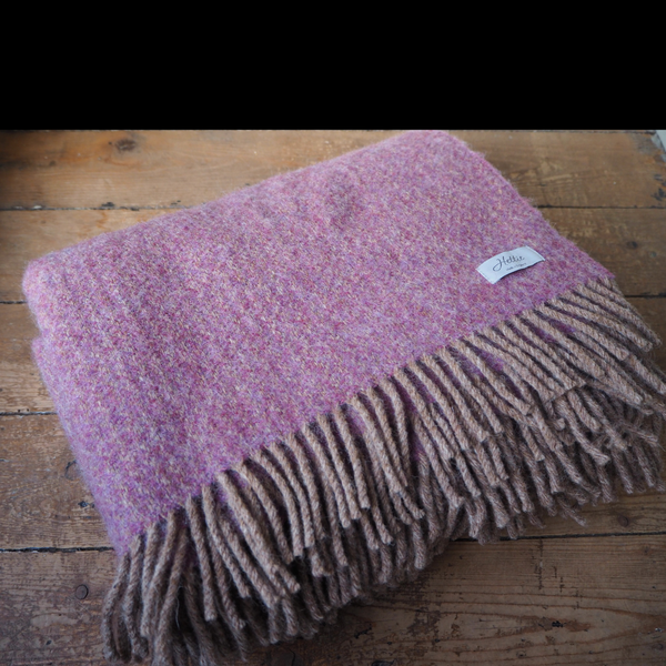 Hettie dusky pink wool throw
