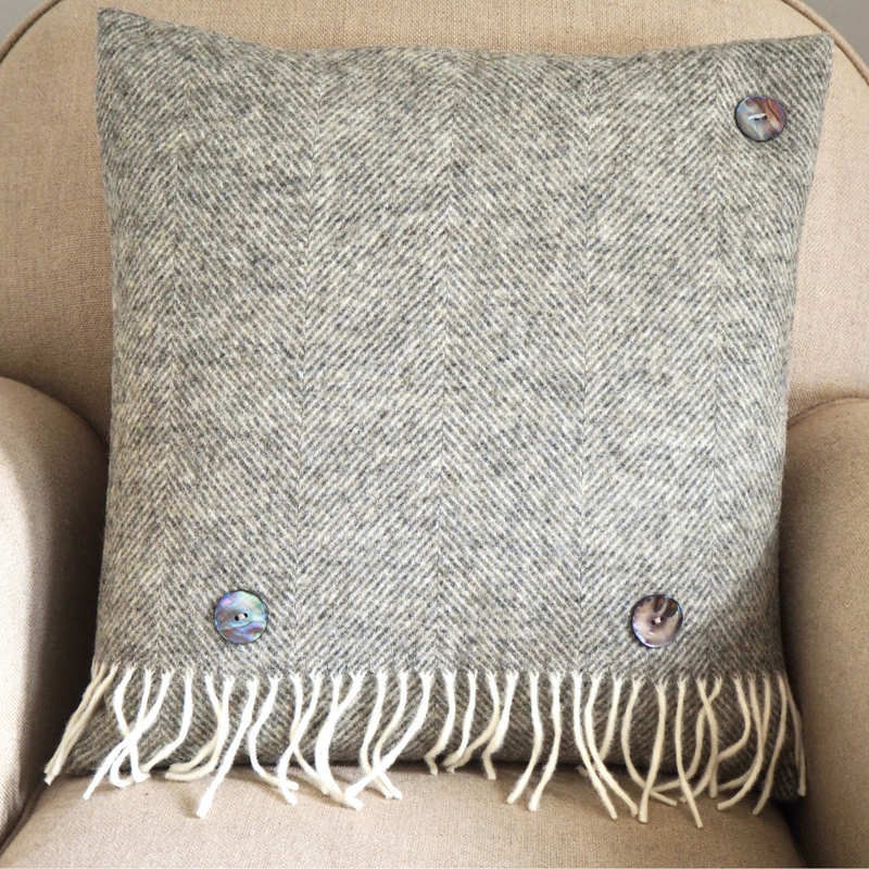 Wool Cushion Moss